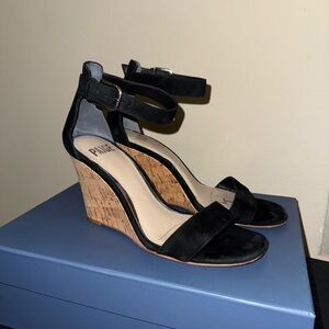 Paige Wedges Size7